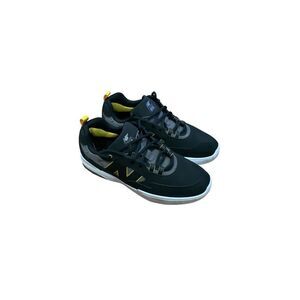 New Balance Men US M 13 Sneakers Athletic Streetwear